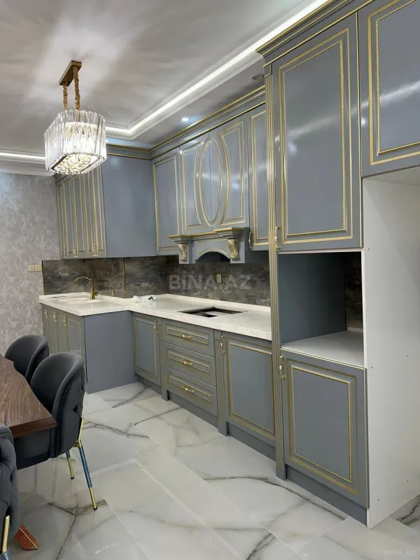 Satılır 2 otaqlı mənzil 109 m²