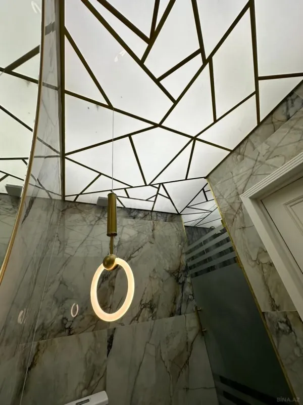 Satılır 2 otaqlı mənzil 109 m²