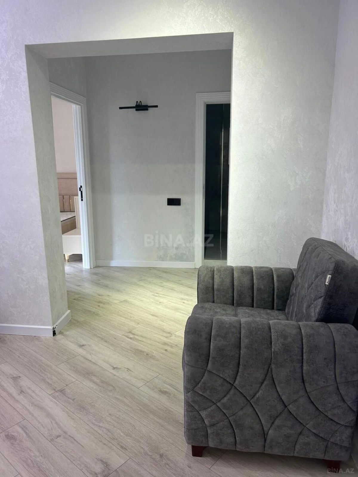 Kirayə verilir 2 otaqlı mənzil 70 m²