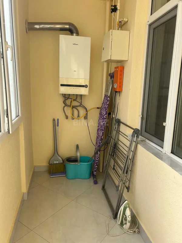 Kirayə verilir 2 otaqlı mənzil 70 m²