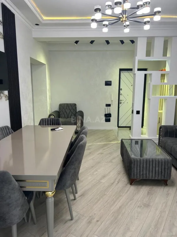 Kirayə verilir 2 otaqlı mənzil 70 m²