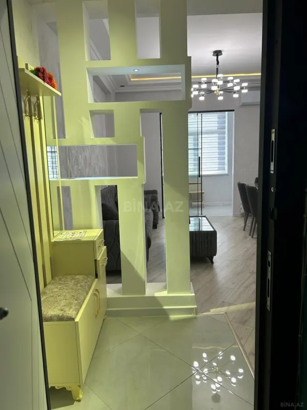 Kirayə verilir 2 otaqlı mənzil 70 m²