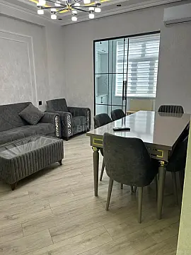Kirayə verilir 2 otaqlı mənzil 70 m²