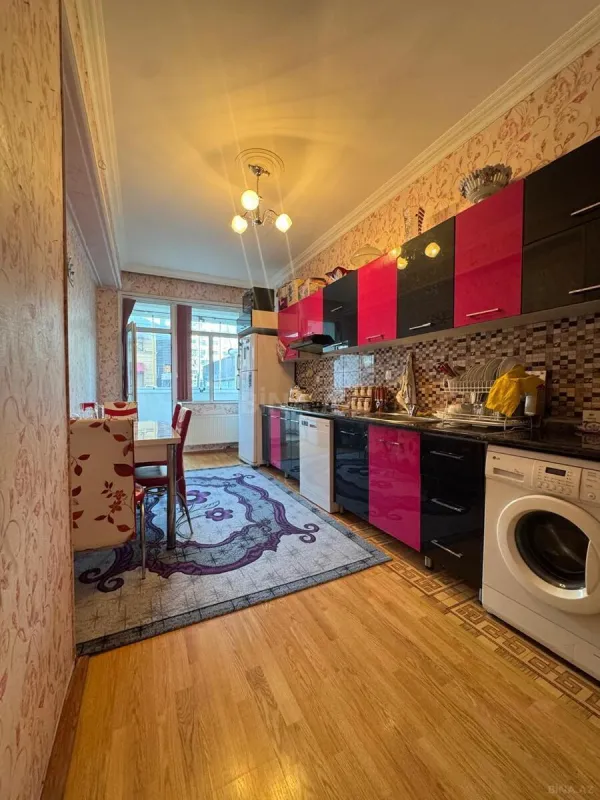 Satılır 3 otaqlı mənzil 95 m²