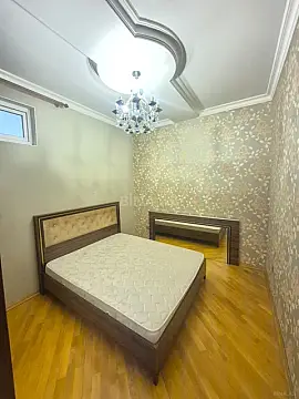 Kirayə verilir 3 otaqlı mənzil 100 m²