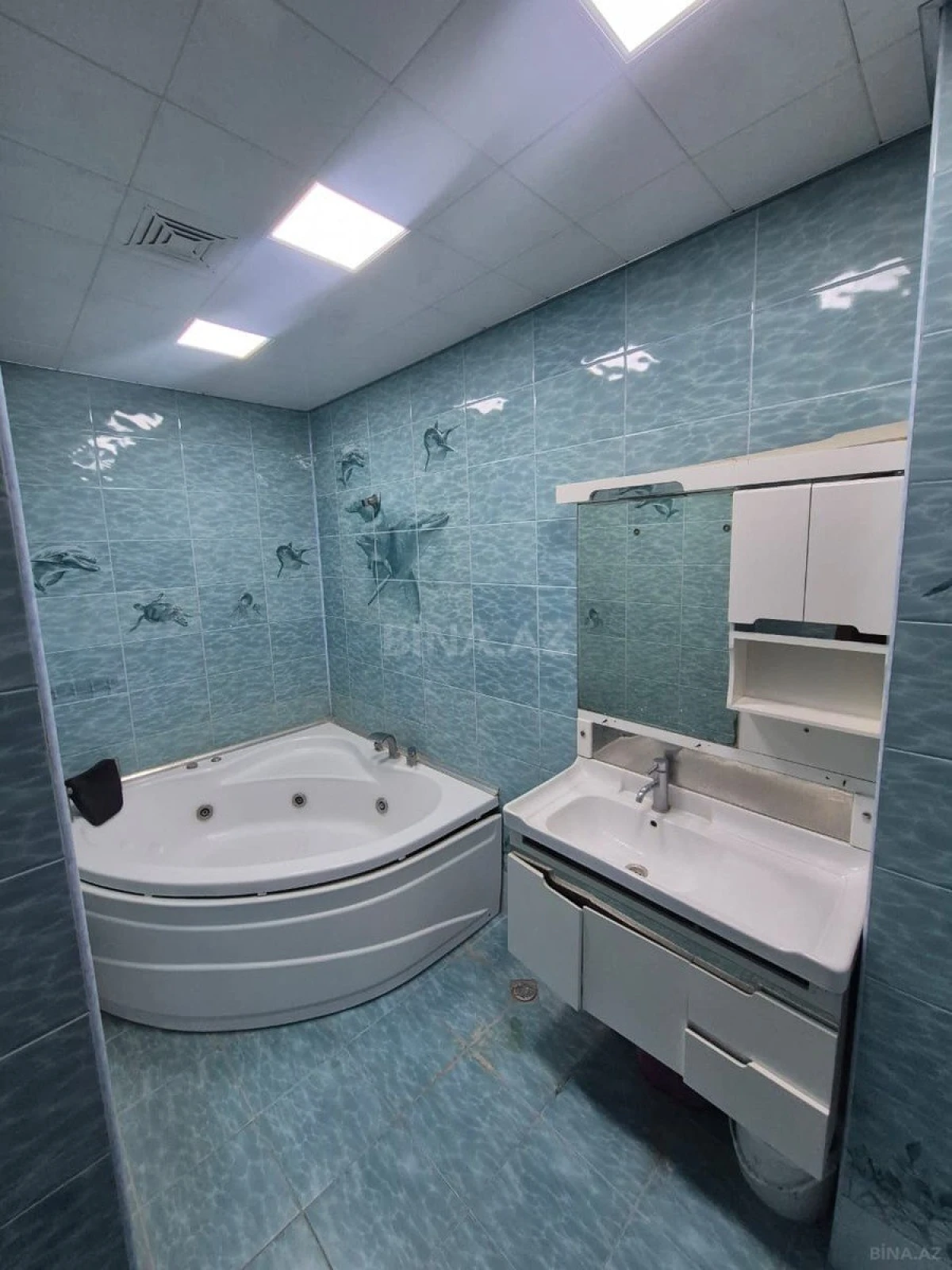 Kirayə verilir 3 otaqlı mənzil 100 m²