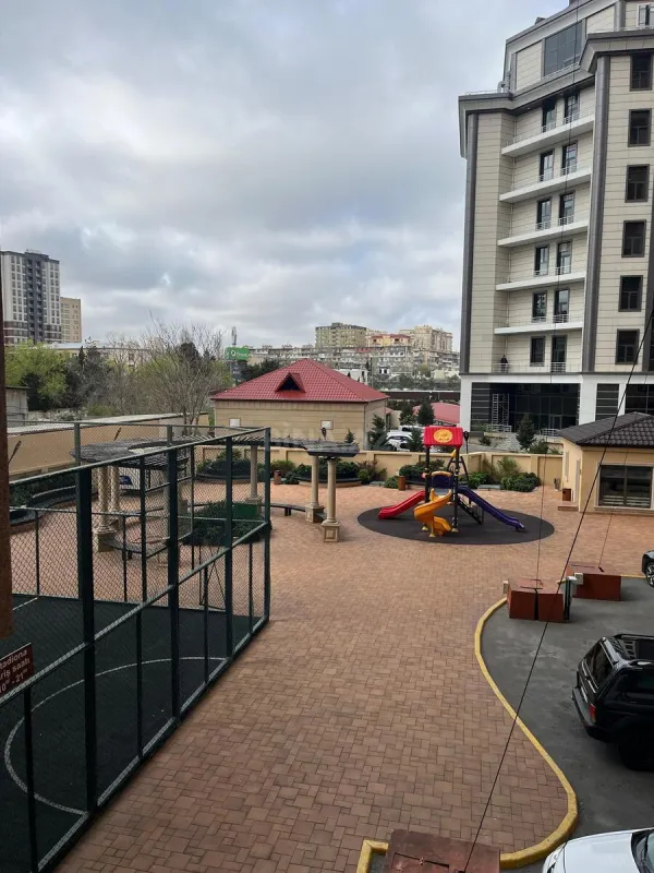 Satılır 2 otaqlı mənzil 65 m²