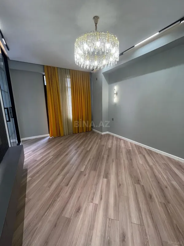 Satılır 2 otaqlı mənzil 65 m²