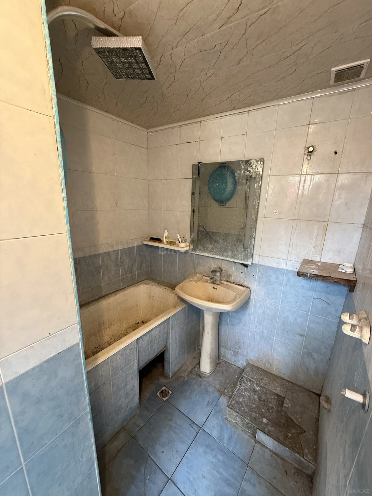 Satılır 2 otaqlı həyət evi 85 m²