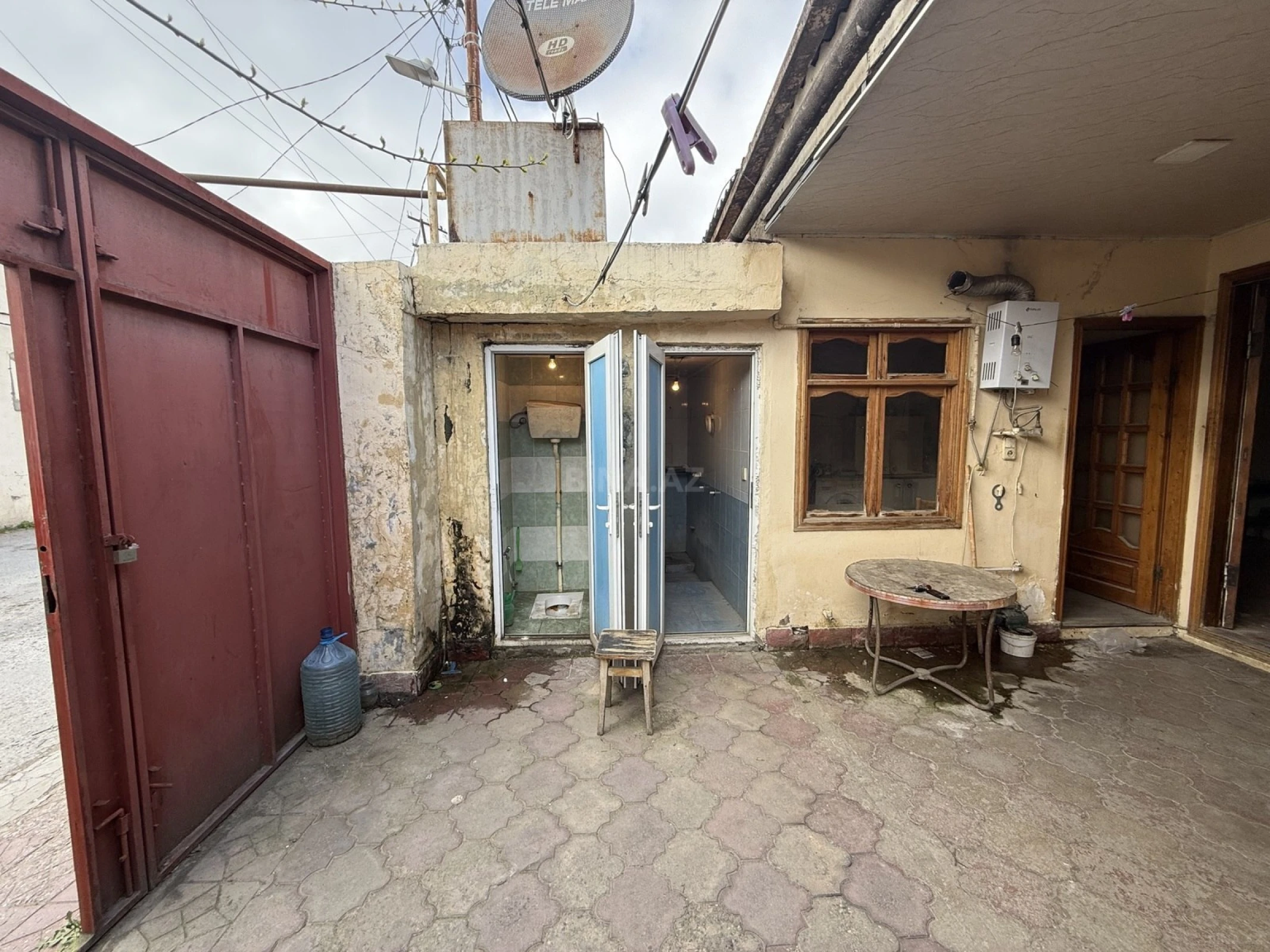 Satılır 2 otaqlı həyət evi 85 m²