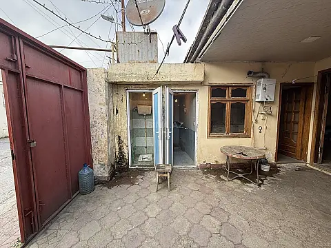 Satılır 2 otaqlı həyət evi 85 m²