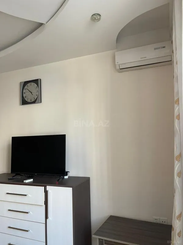 Satılır 3 otaqlı mənzil 105 m²