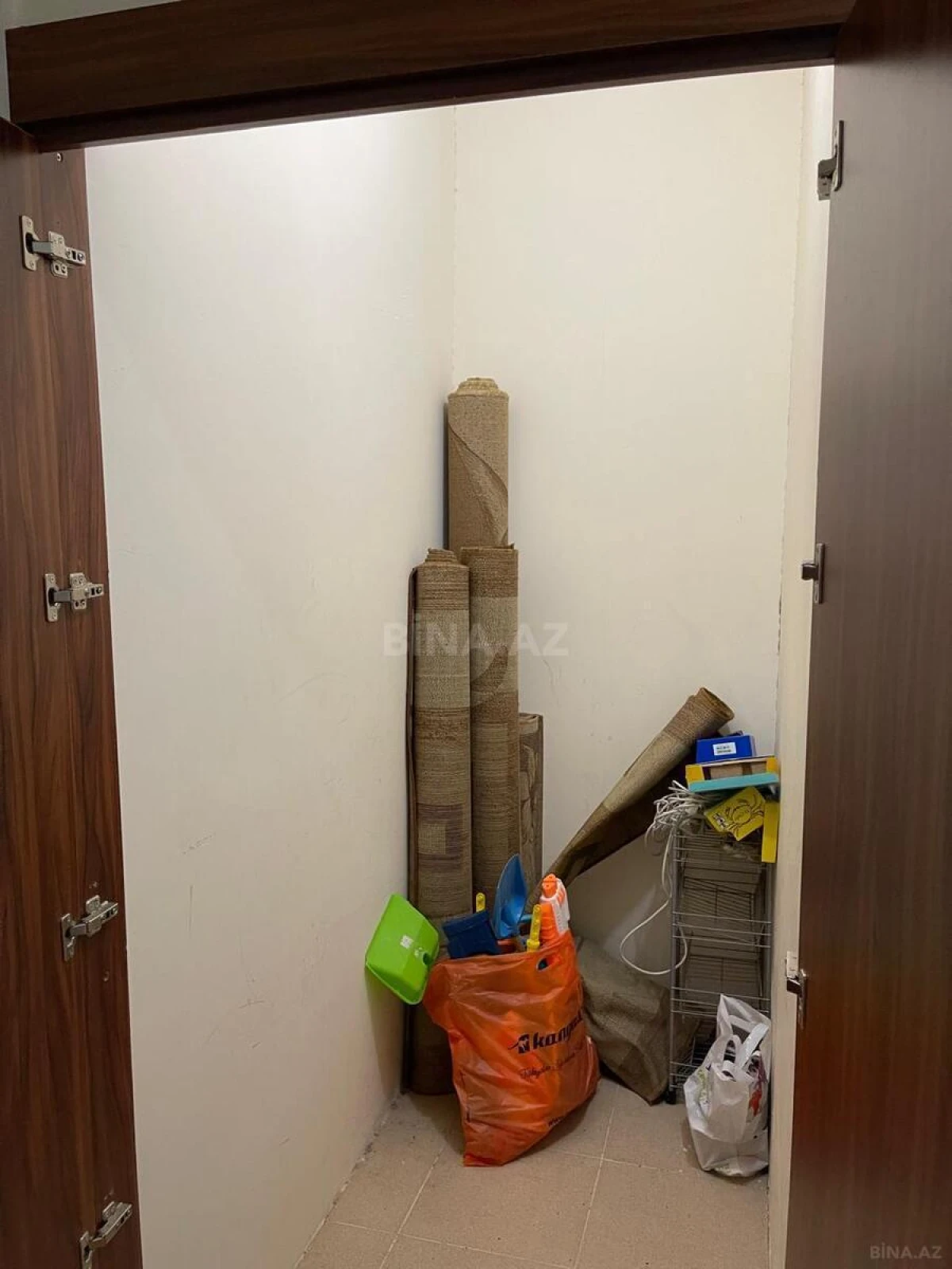 Satılır 3 otaqlı mənzil 105 m²