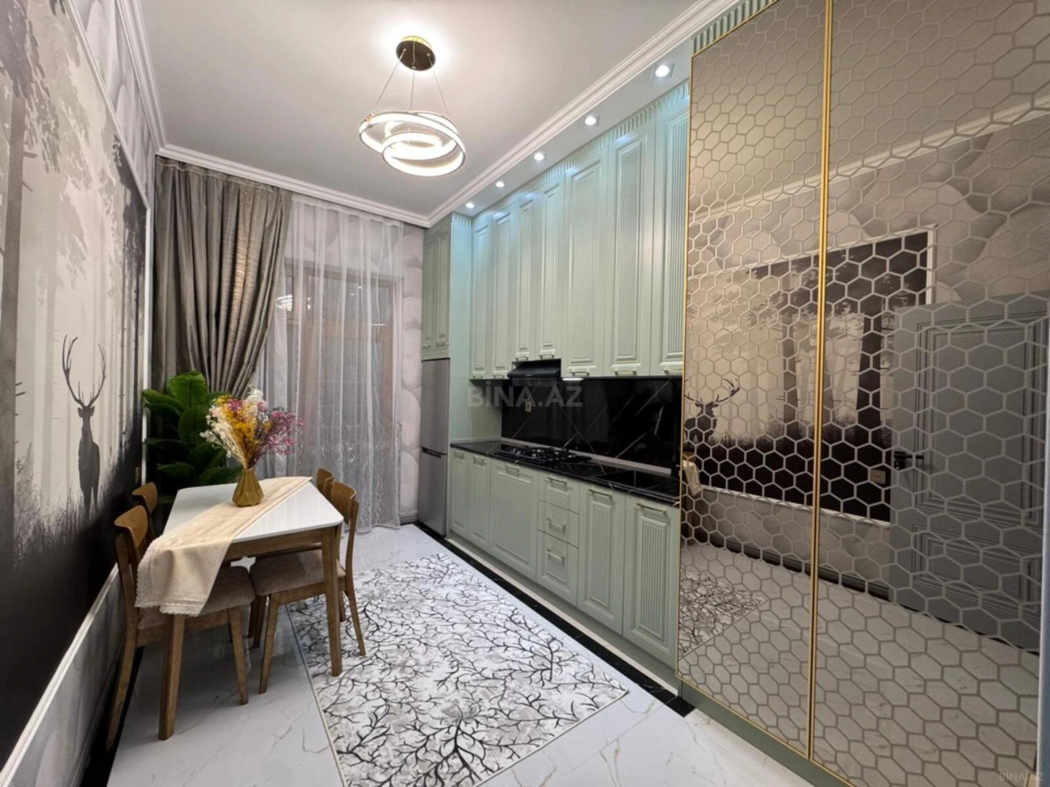 Satılır 3 otaqlı mənzil 108 m²