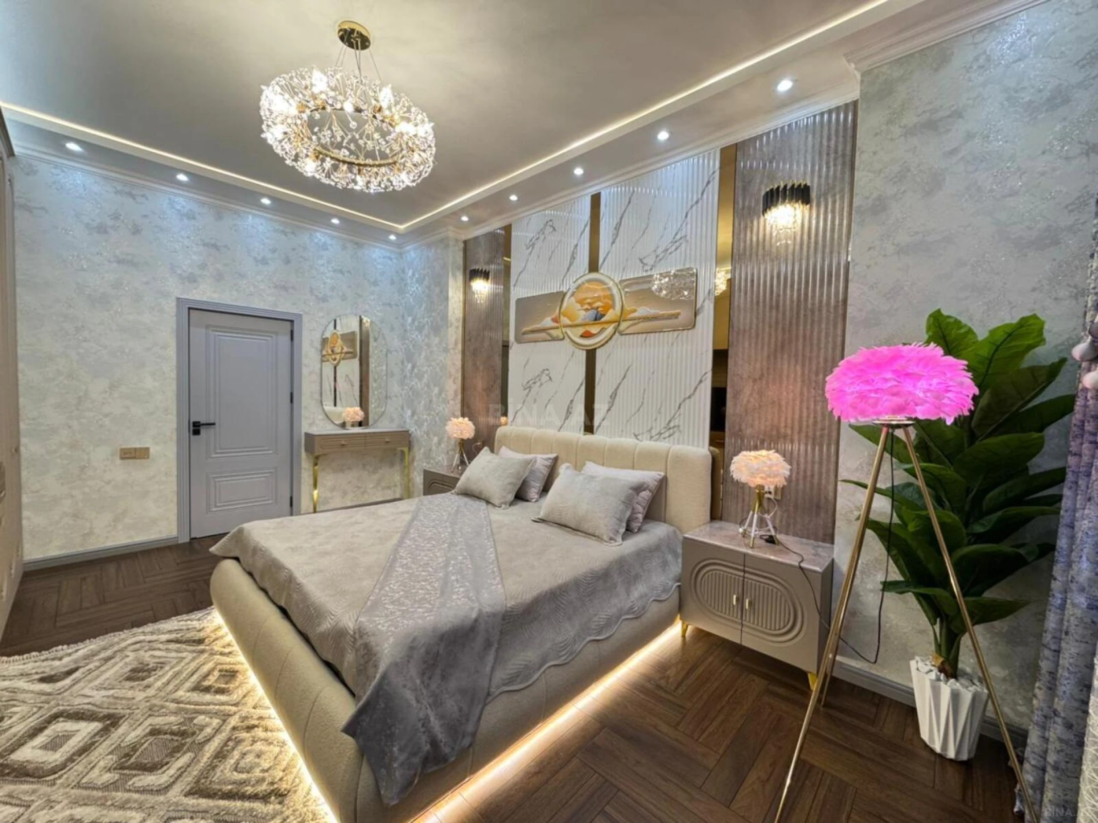 Satılır 3 otaqlı mənzil 108 m²