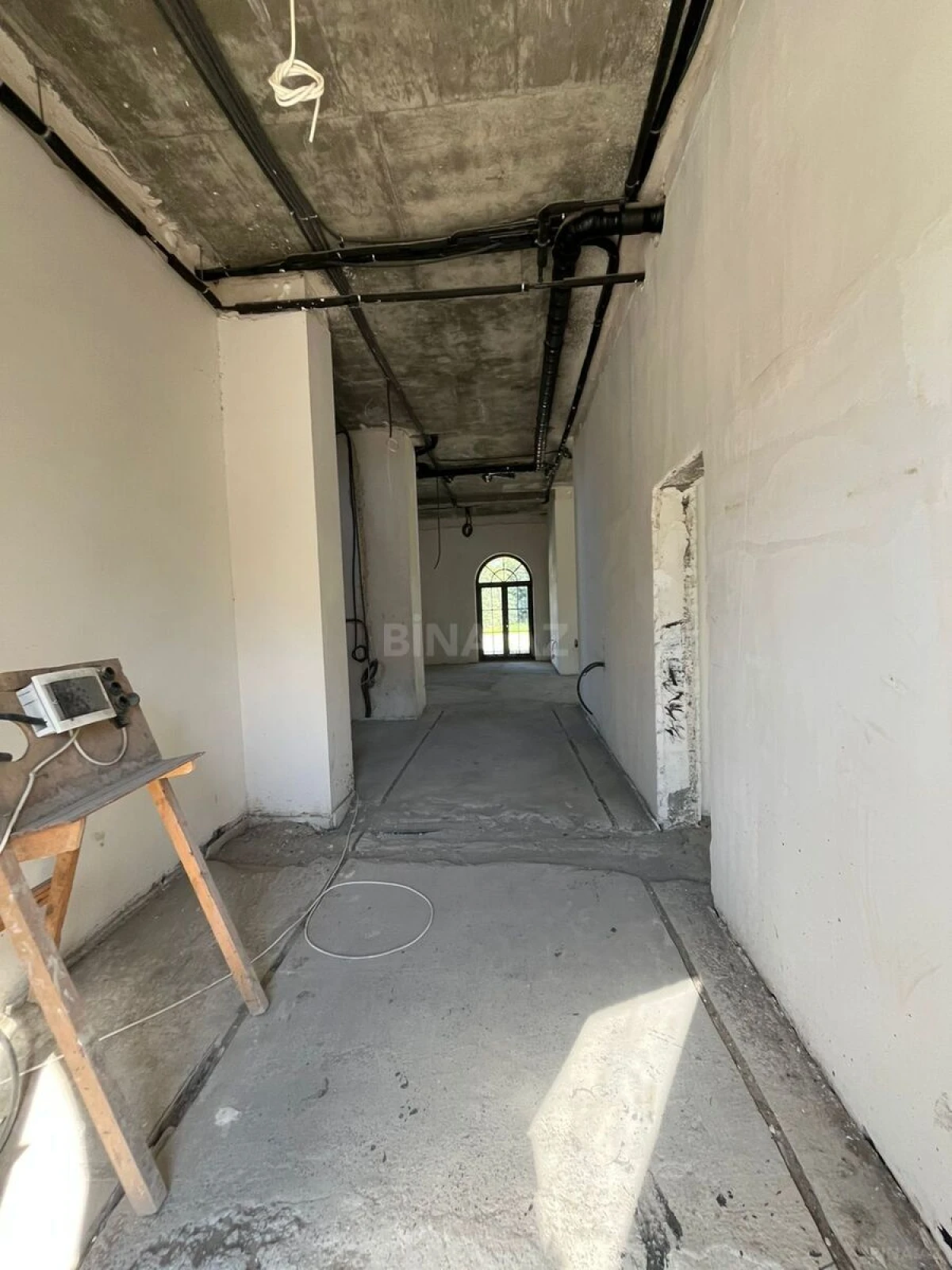 Satılır 6 otaqlı həyət evi 606 m²