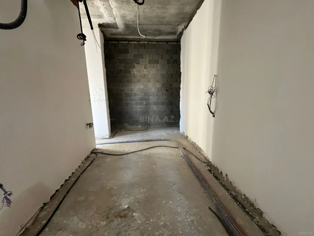 Satılır 6 otaqlı həyət evi 606 m²