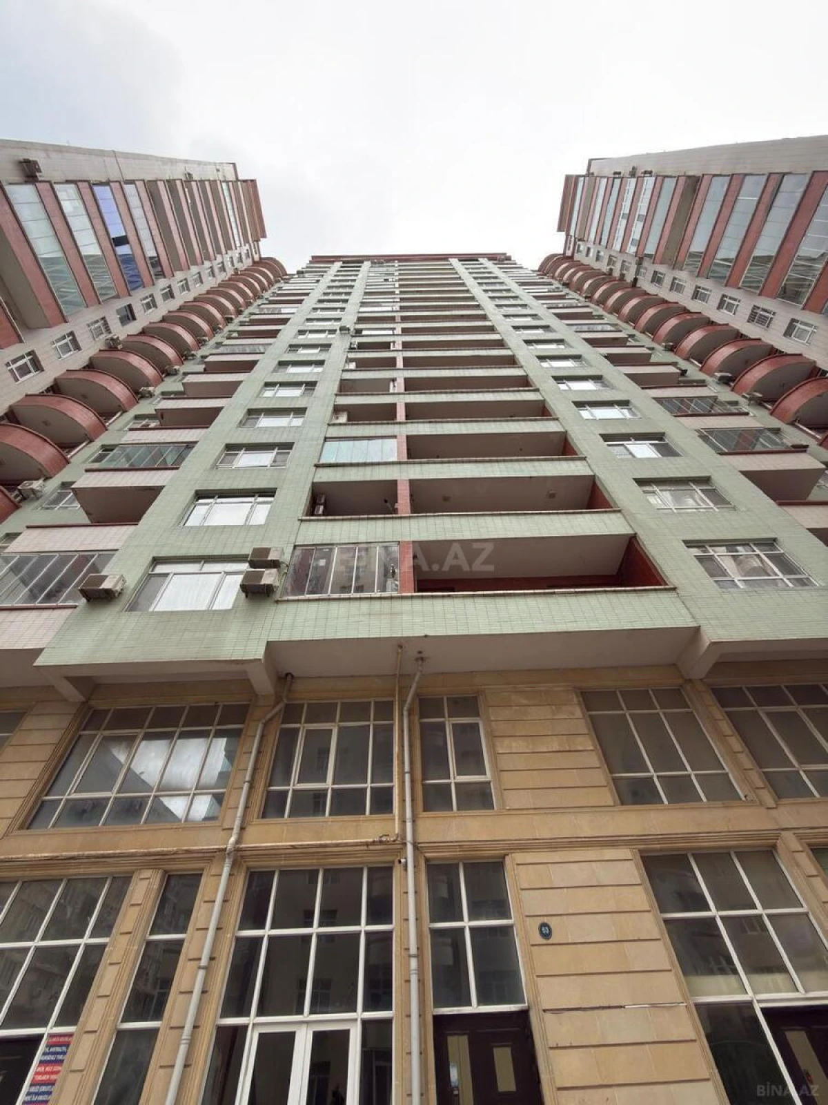 Satılır 3 otaqlı mənzil 85 m²