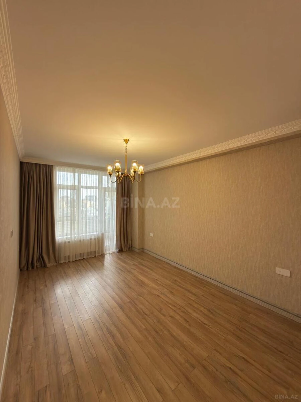 Satılır 3 otaqlı mənzil 85 m²