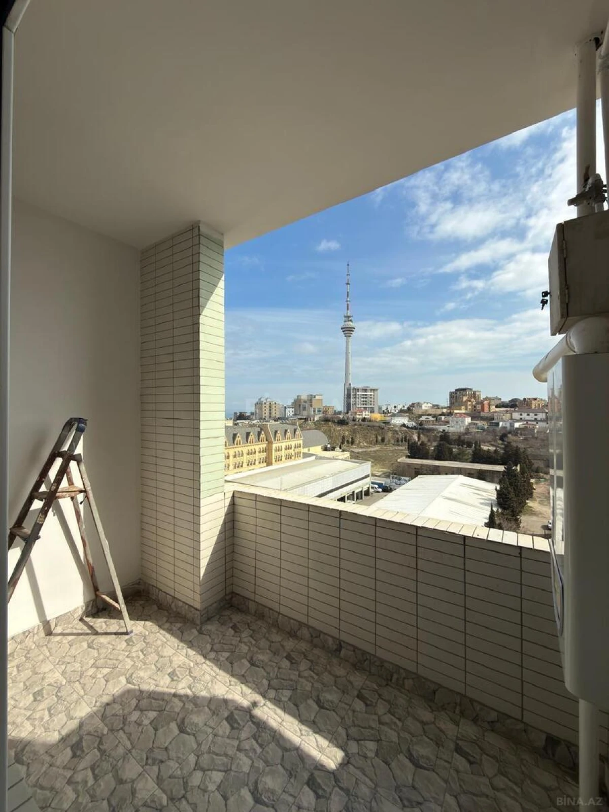 Satılır 3 otaqlı mənzil 85 m²