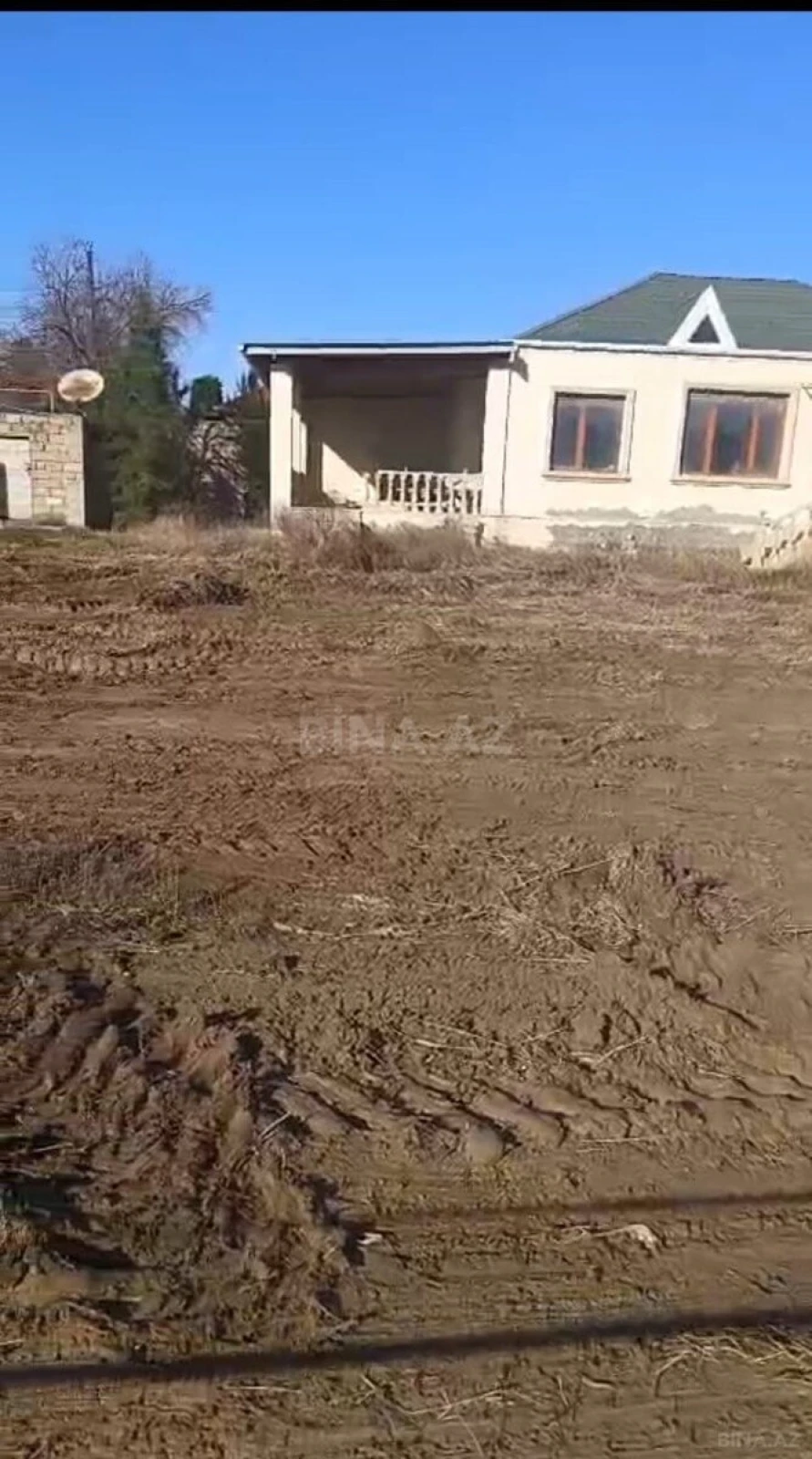 Satılır torpaq sahəsi 12 m²