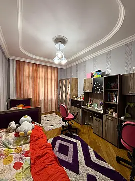 Satılır 3 otaqlı mənzil 110 m²