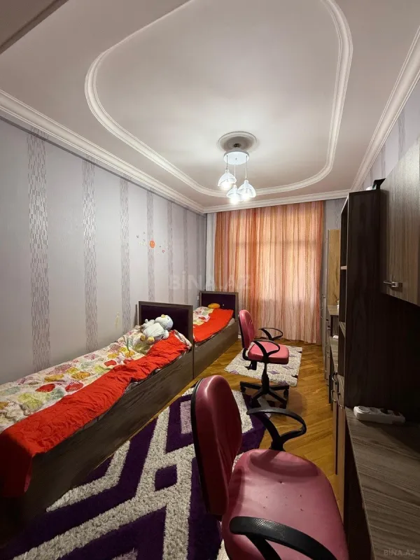 Satılır 3 otaqlı mənzil 110 m²