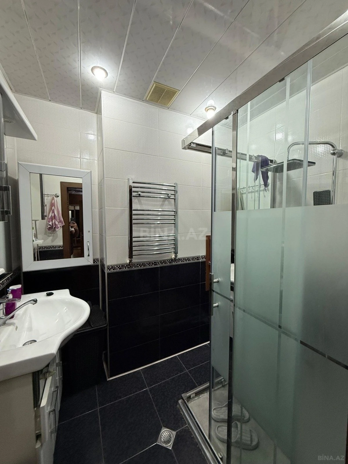 Satılır 3 otaqlı mənzil 110 m²