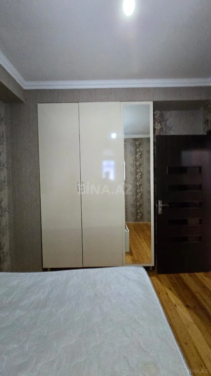 Satılır 3 otaqlı mənzil 70 m²