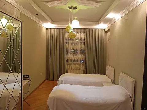 Satılır 3 otaqlı mənzil 115 m²