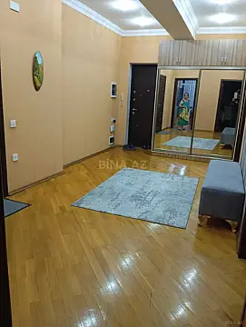 Satılır 3 otaqlı mənzil 115 m²
