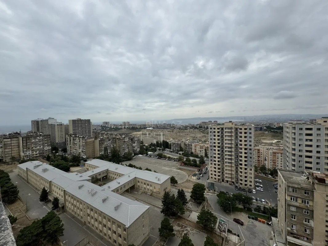 Kirayə verilir 2 otaqlı mənzil 68 m²