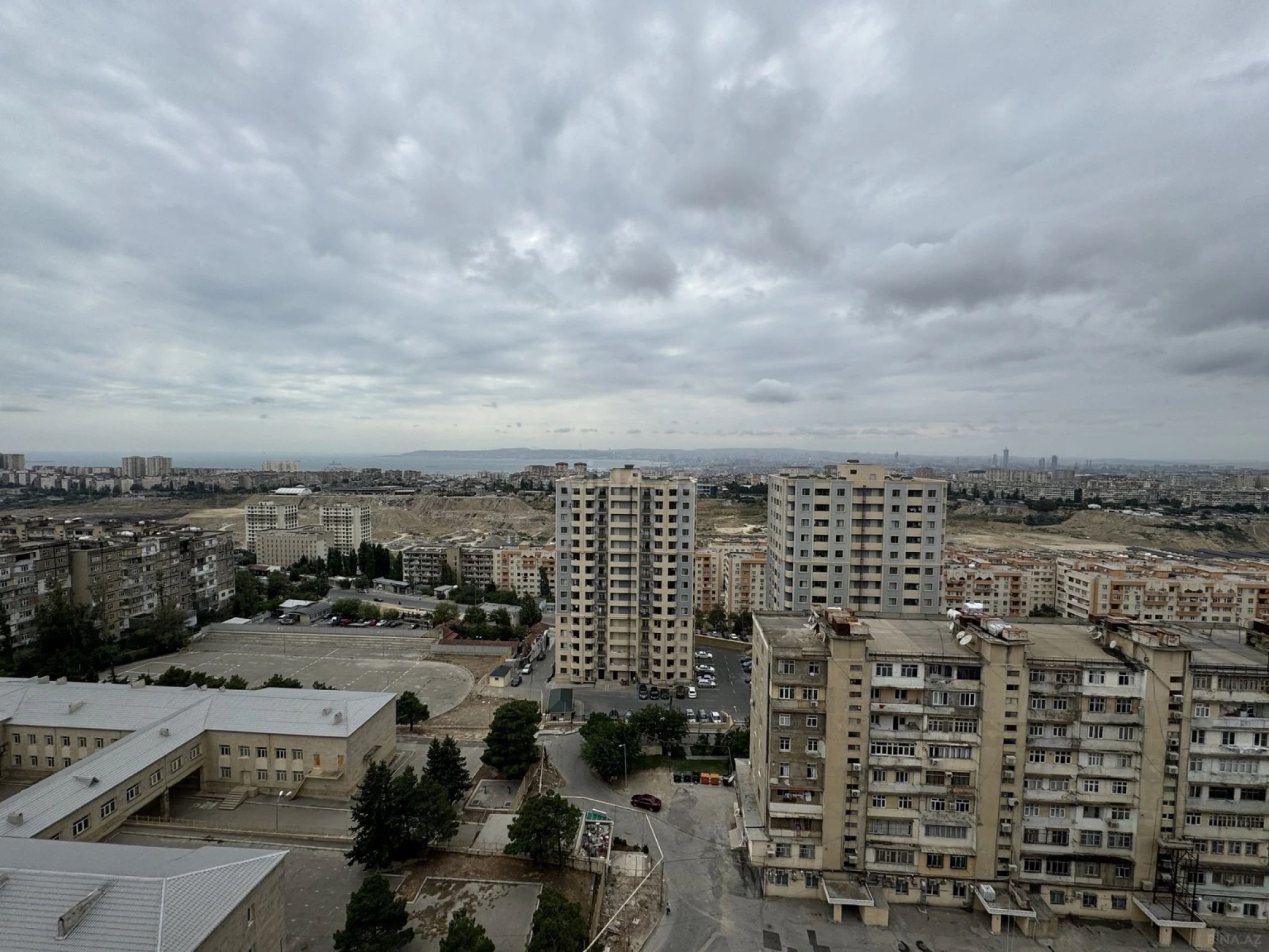 Kirayə verilir 2 otaqlı mənzil 68 m²