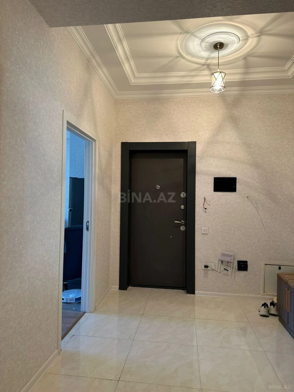 Satılır 3 otaqlı mənzil 109 m²