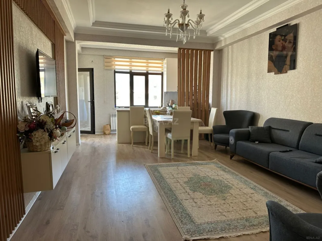 Satılır 3 otaqlı mənzil 109 m²