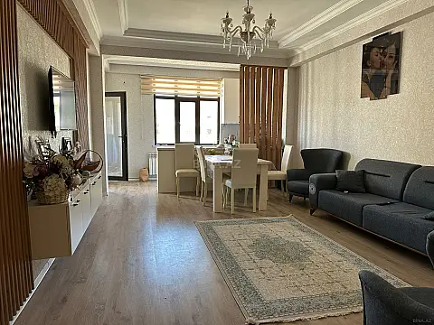 Satılır 3 otaqlı mənzil 109 m²