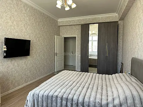 Satılır 3 otaqlı mənzil 109 m²