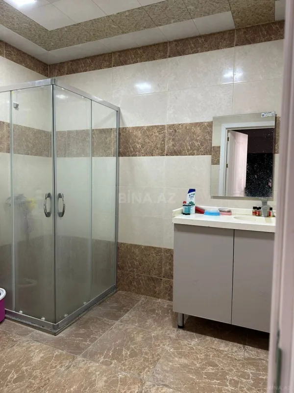 Satılır 3 otaqlı mənzil 109 m²