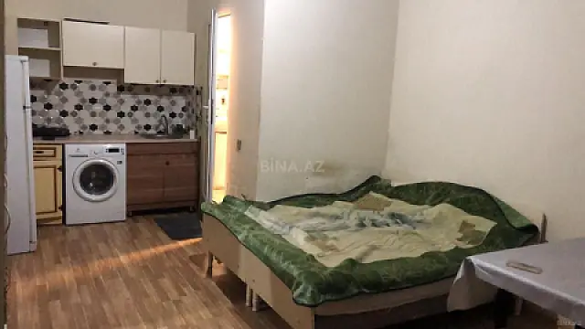 Satılır 4 otaqlı mənzil 110 m²
