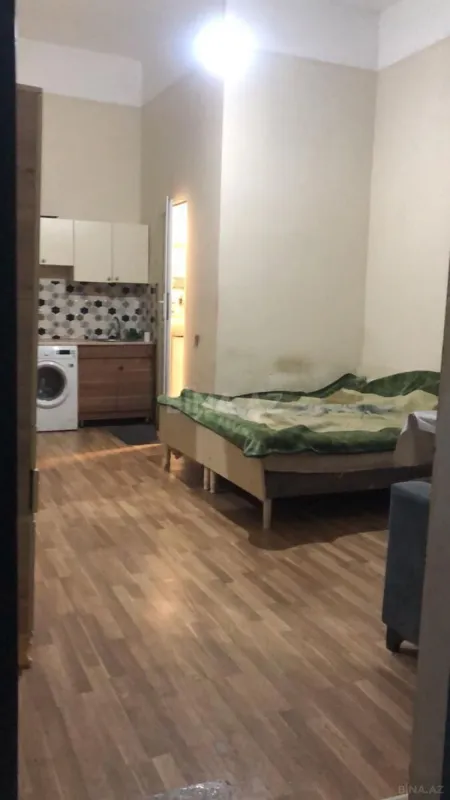 Satılır 4 otaqlı mənzil 110 m²