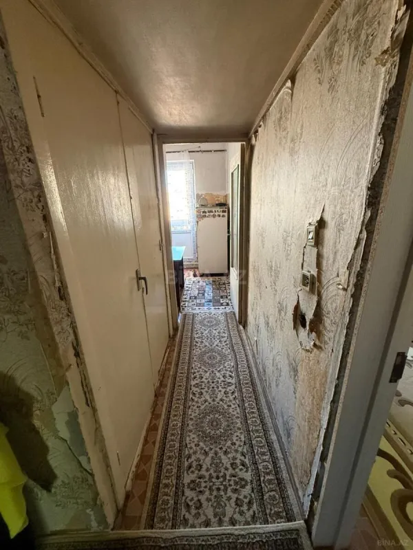 Satılır 4 otaqlı mənzil 110 m²