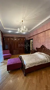Satılır 4 otaqlı mənzil 110 m²