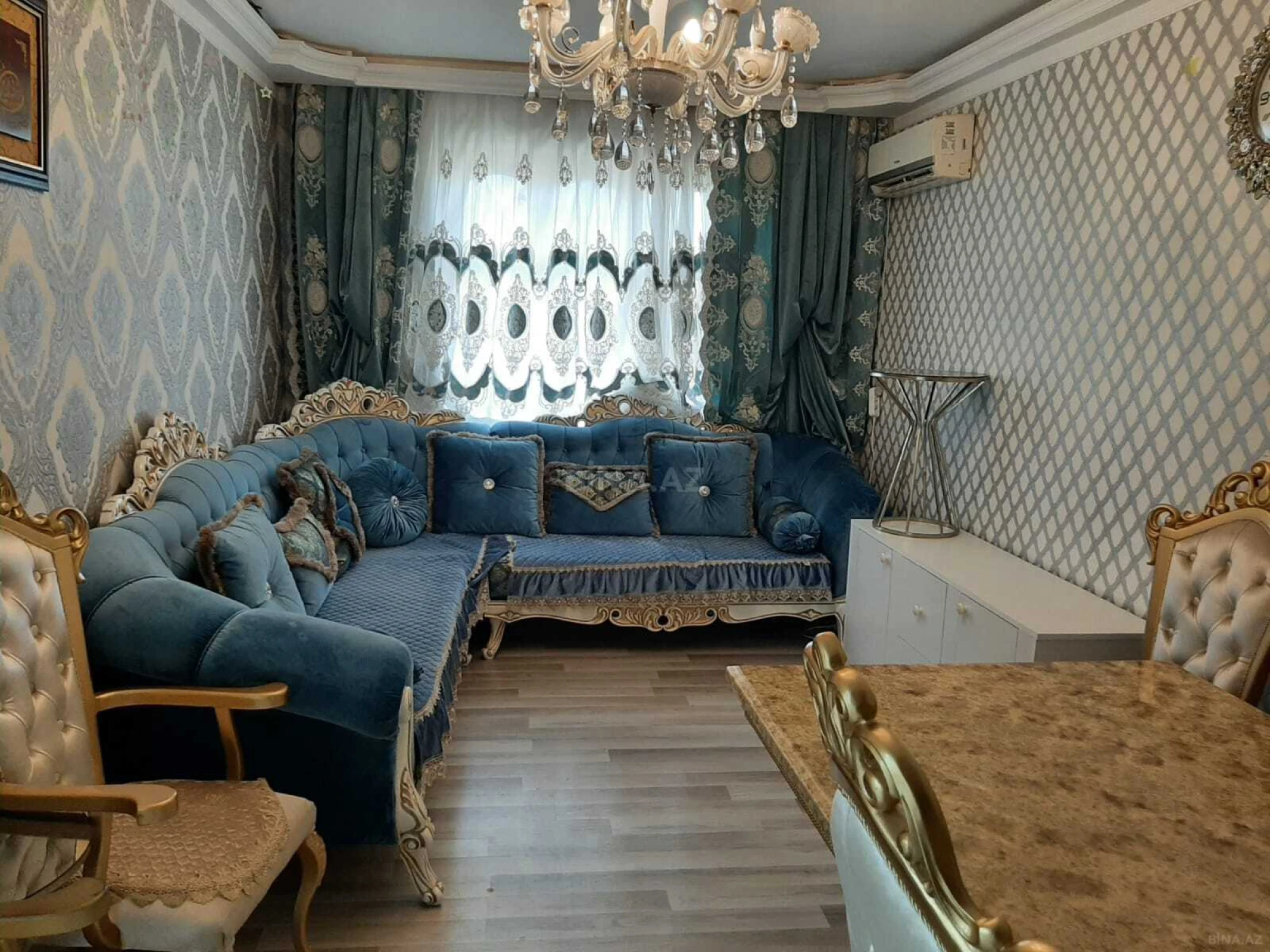 Satılır 2 otaqlı mənzil 70 m²