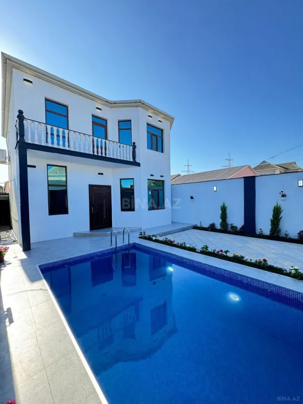 Satılır 4 otaqlı həyət evi 180 m²