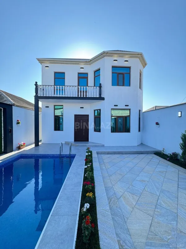 Satılır 4 otaqlı həyət evi 180 m²