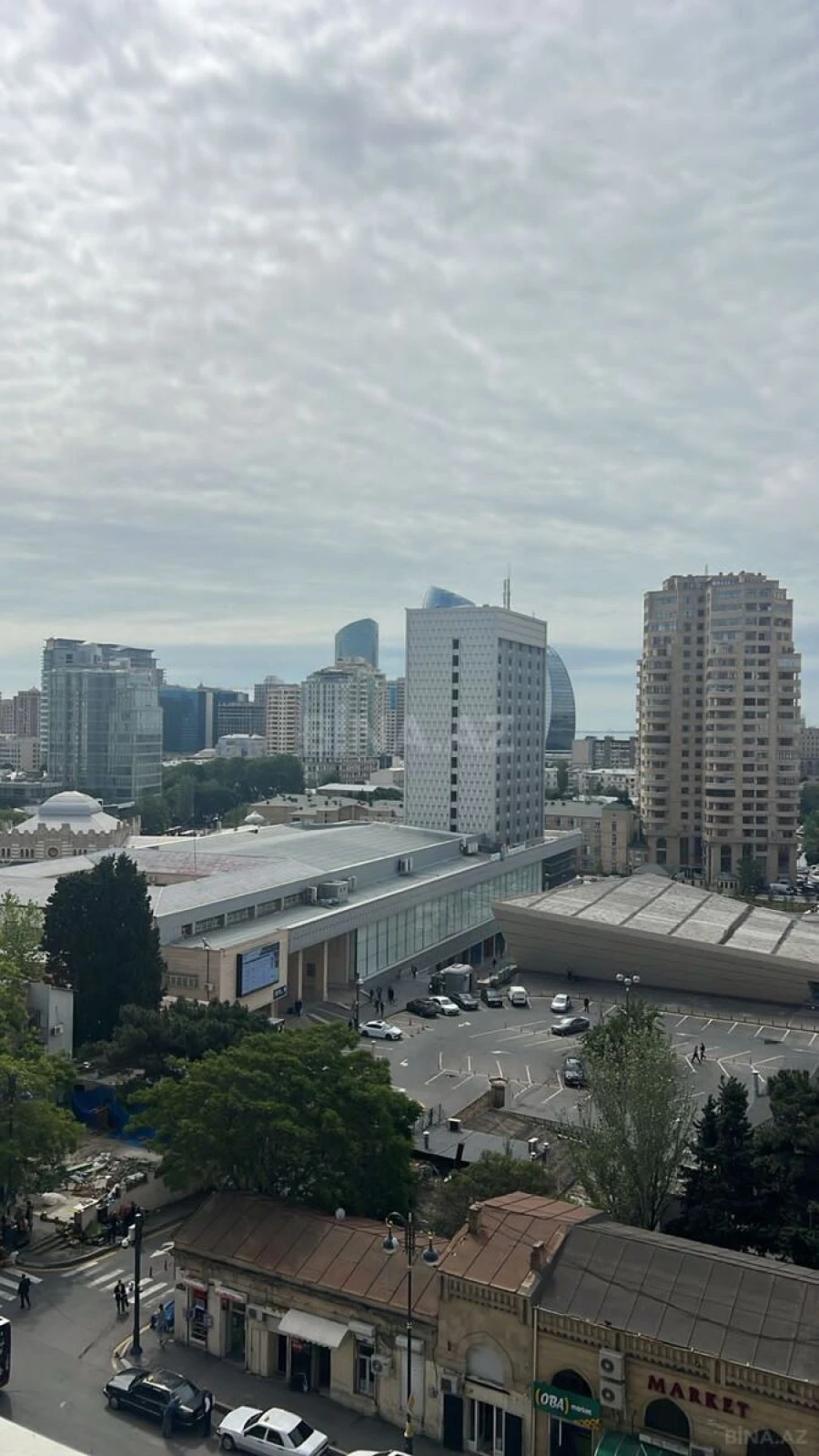 Kirayə verilir 2 otaqlı mənzil 100 m²