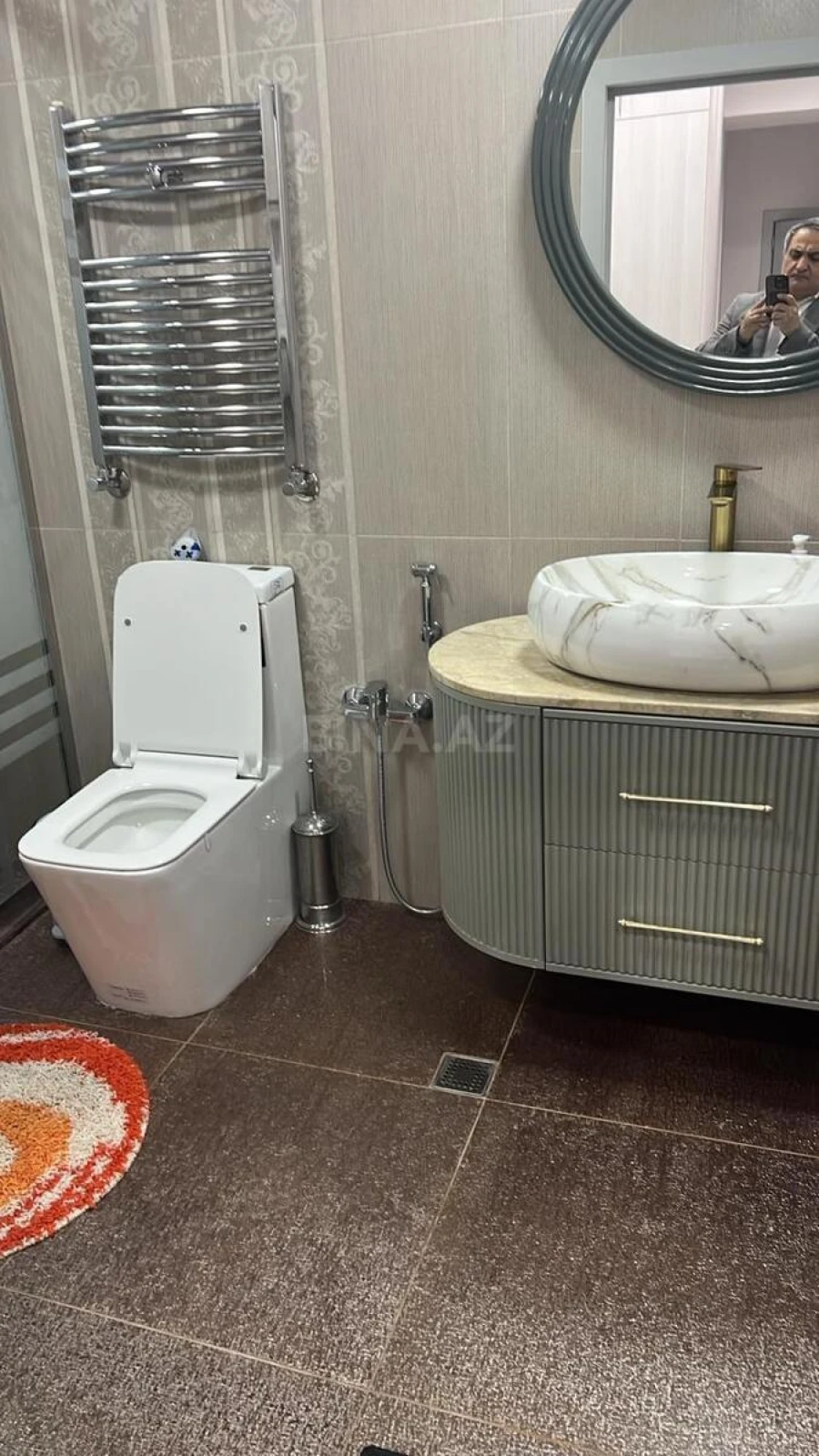 Kirayə verilir 2 otaqlı mənzil 100 m²