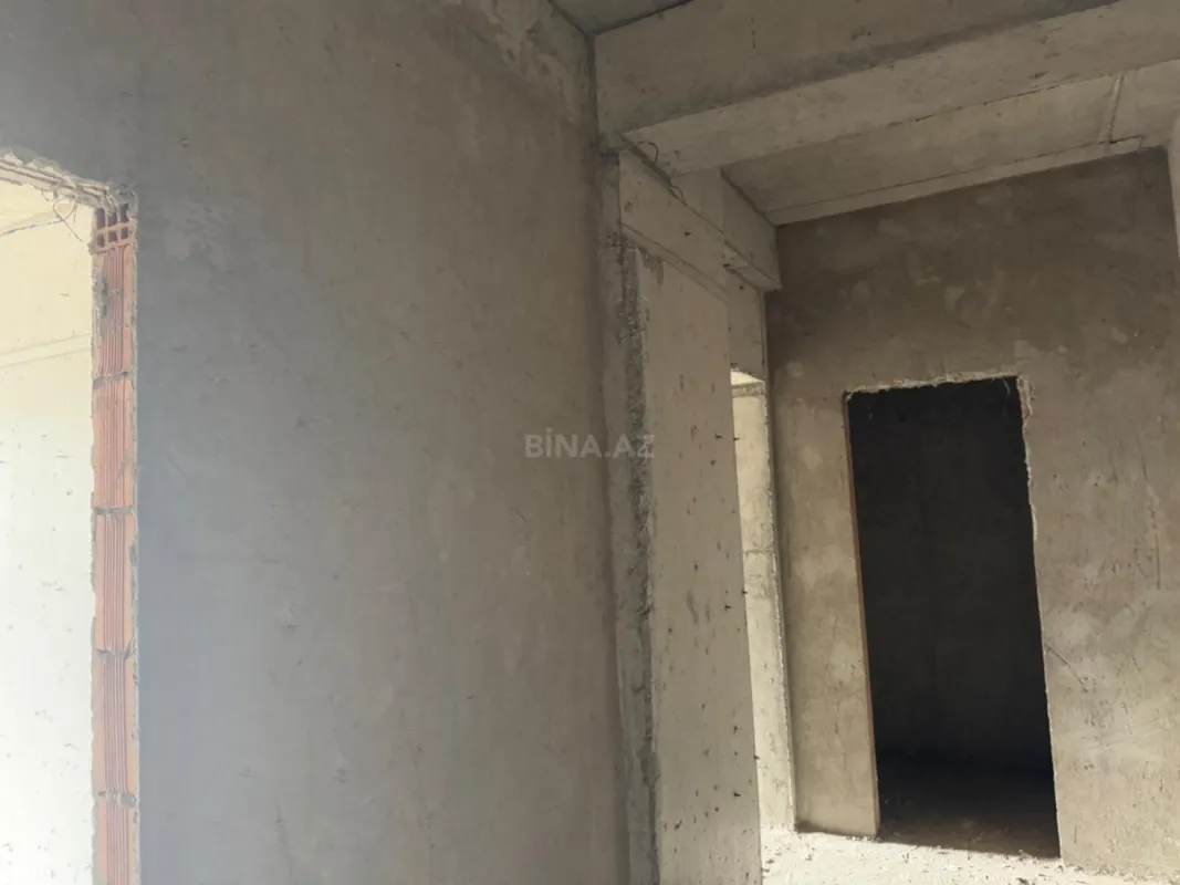 Satılır 2 otaqlı mənzil 114 m²