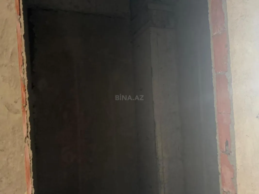 Satılır 2 otaqlı mənzil 114 m²