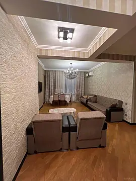 Satılır 3 otaqlı mənzil 95 m² — Bakı, Nizami 3 otaq 95.00 m²